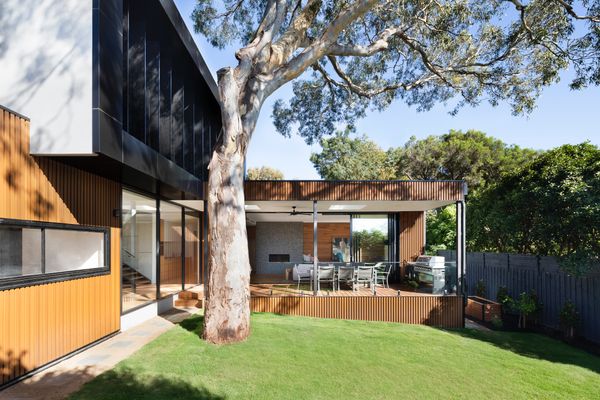 Fachadas de casas de dos pisos sencillas con planos de casas modernas